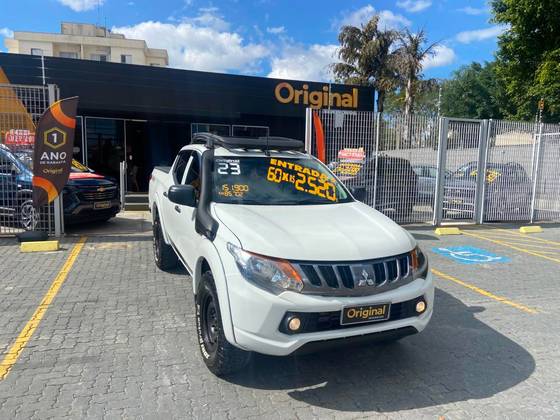 MITSUBISHI L200 TRITON 2.4 16V TURBO DIESEL SPORT GLS CD 4P 4X4 AUTOMÁTICO MITSUBISHI L200 TRITON 2.4 16V TURBO DIESEL SPORT GLS CD 4P 4X4 AUTOMÁTICO